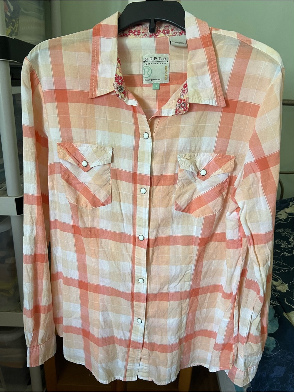 Roper Women’s Small Long Sleeve Orange and White Plaid Snap-Front Western Shirt